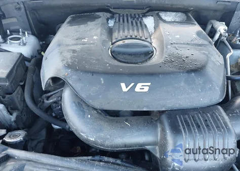 2015 Jeep Grand Cherokee High Altitude z USA, uszkodzony, nr VIN 1C4RJECG3FC111160